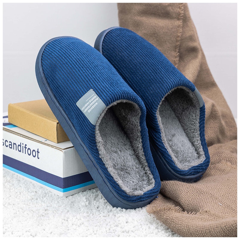 Warme pantoffels (blauw) - Nu kopen (31.95 euro) - Devoetenshop.nl