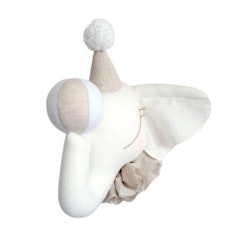 Love me decoration, hvid cirkuselefant med beige hat