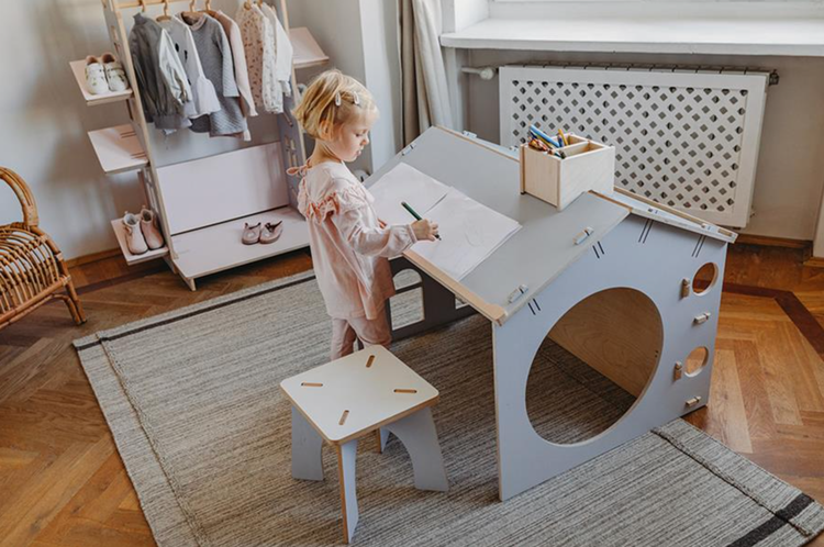 My Mini Home, legehus med skrivebord - Baby-love.dk