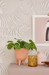 Majvillan, tapet Safari stripes, warm grey