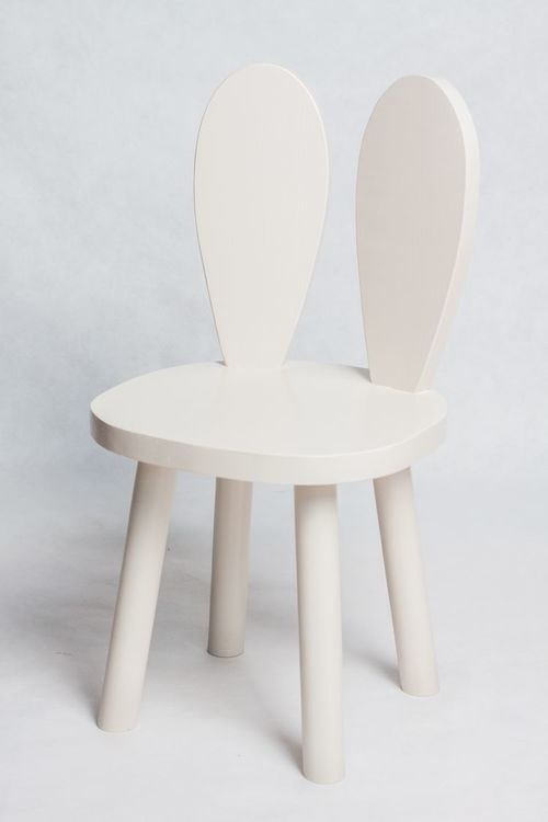Møbelsæt til børn - To kaninstole og bord