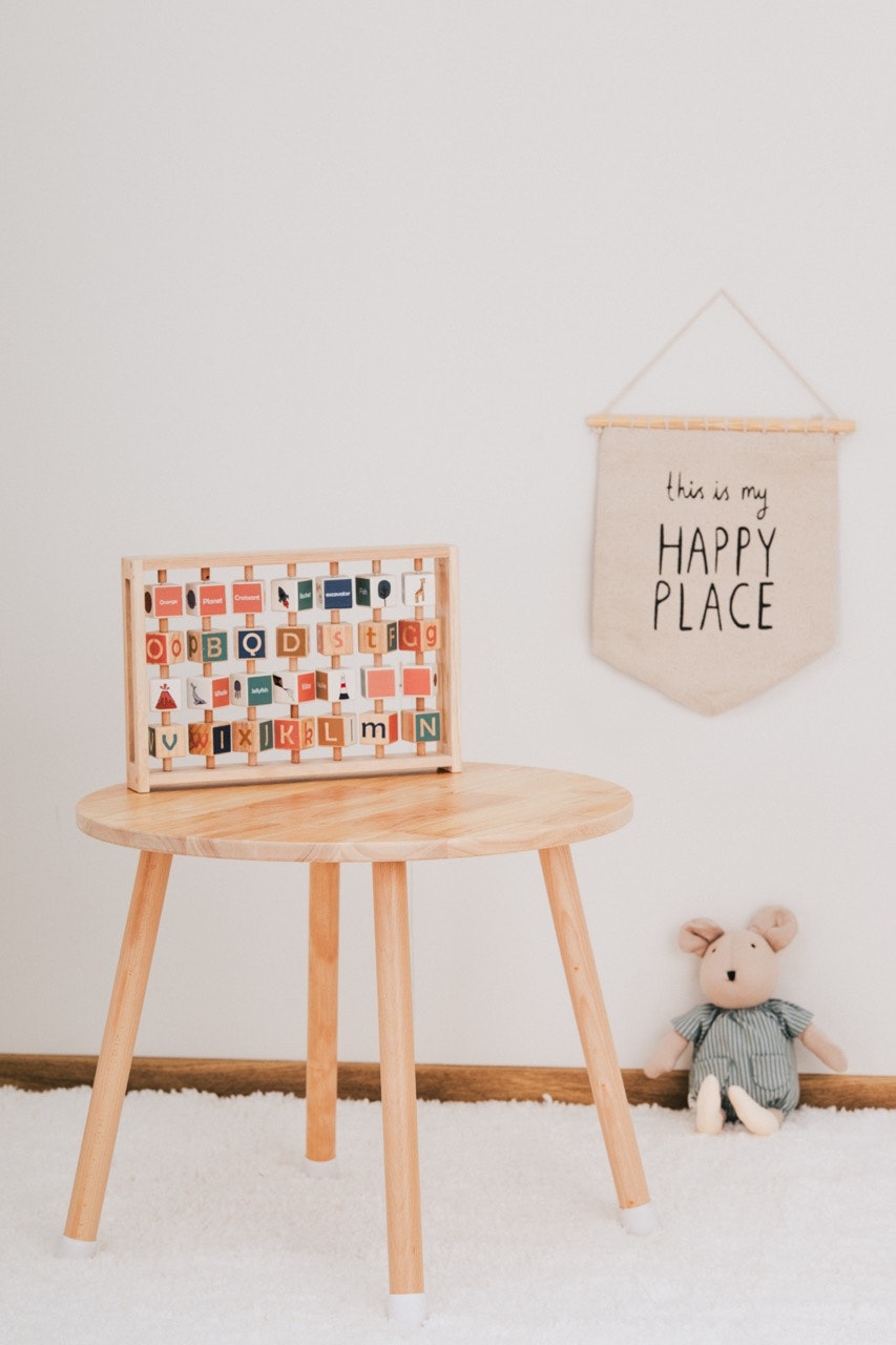 Babylove - bord med 2 kaninstole, natur