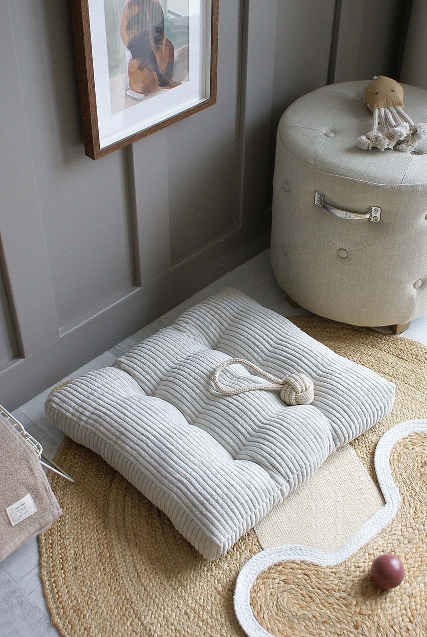 Beige pude til hundeseng/hundekurv (S)