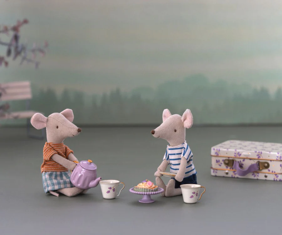 Maileg, Afternoon treat Mouse, Purple Madelaine