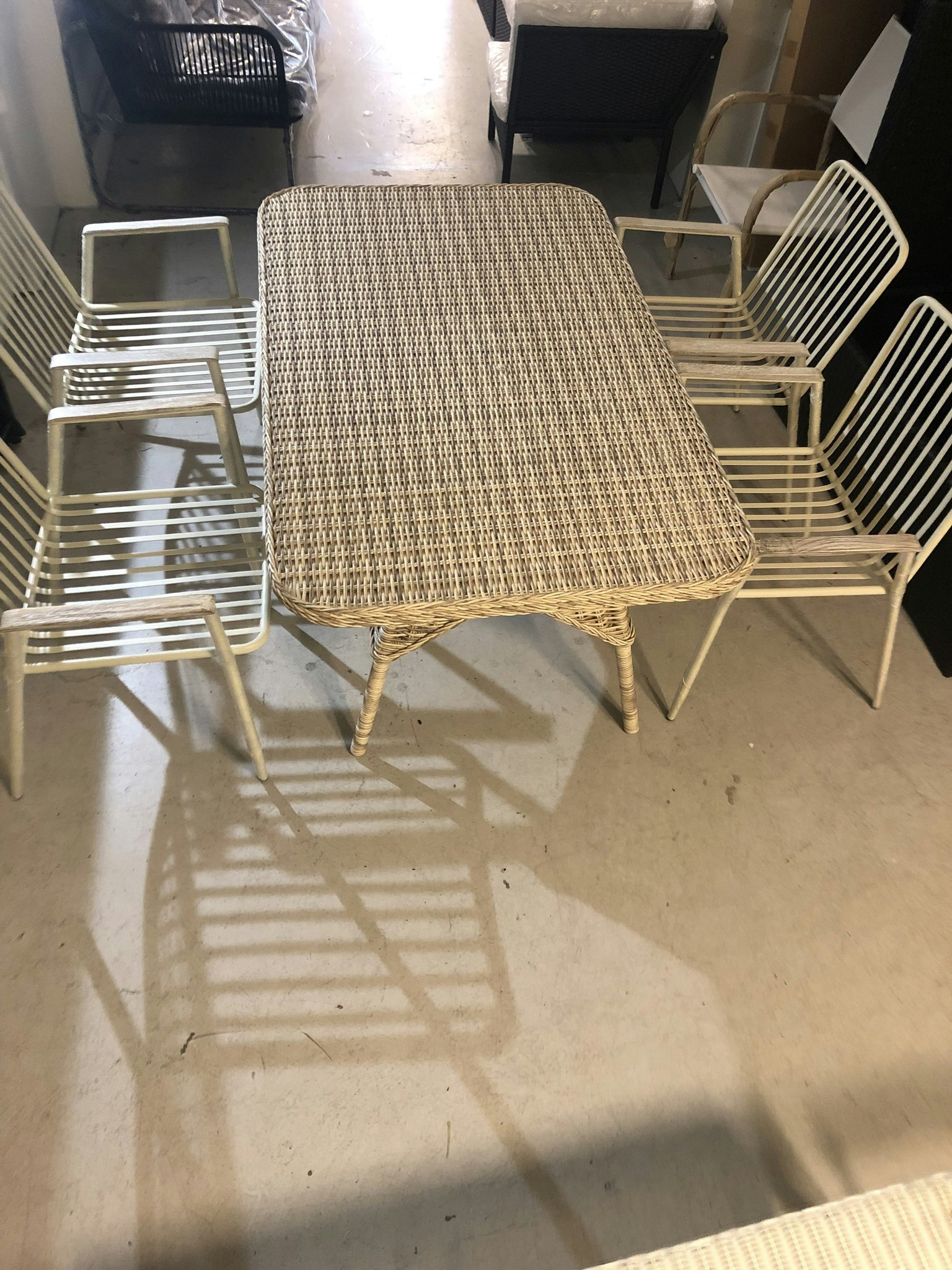 Brafab Evita bord inkl 4 aluminium stolar