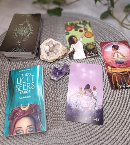 The Light Seer's Tarot - Chris-Anne