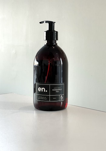 en. HANDDESINFEKTION 500 ml