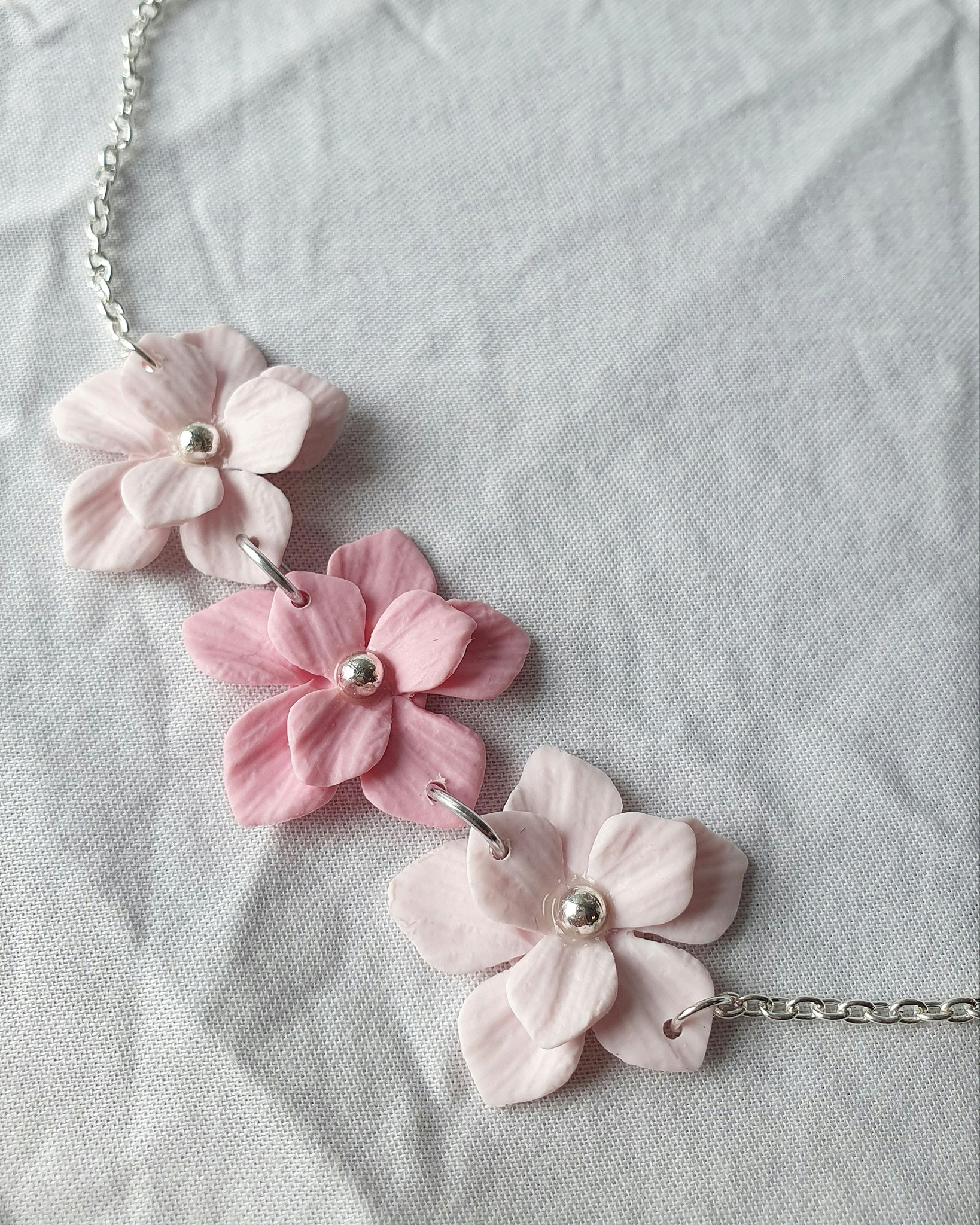 Flower necklace