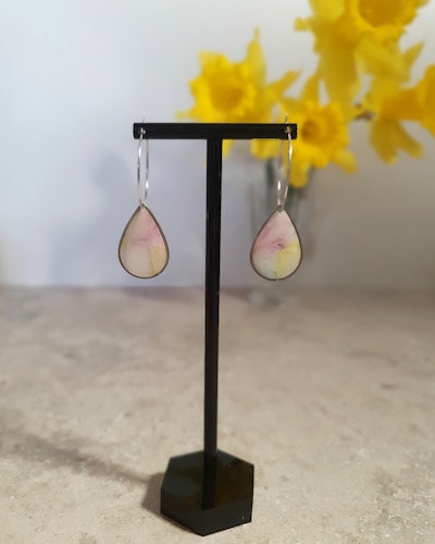 Pastel drop