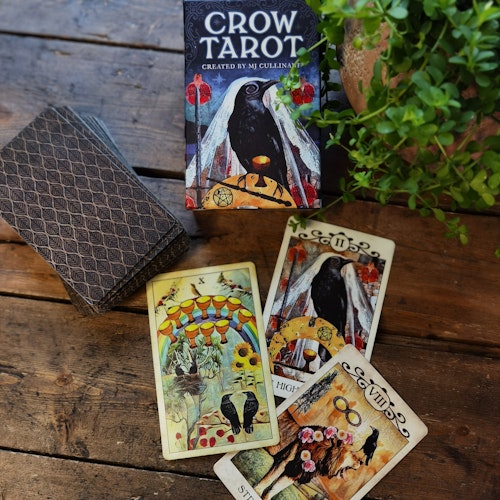 Crow tarot