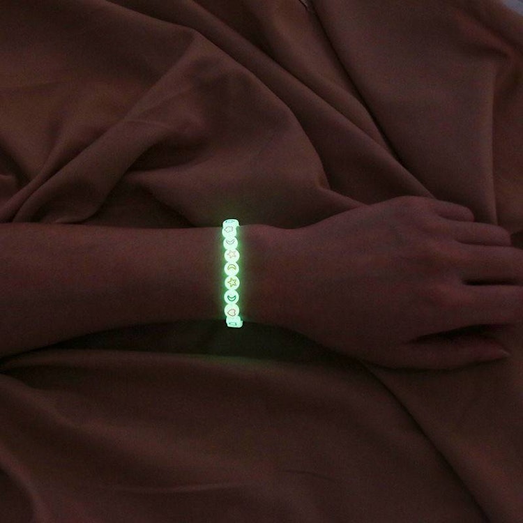 Glow-in-the-dark, mix svart, 7mm - 50p