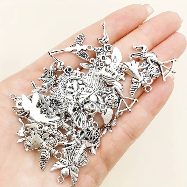 Mix av silver-berlocker - 30st