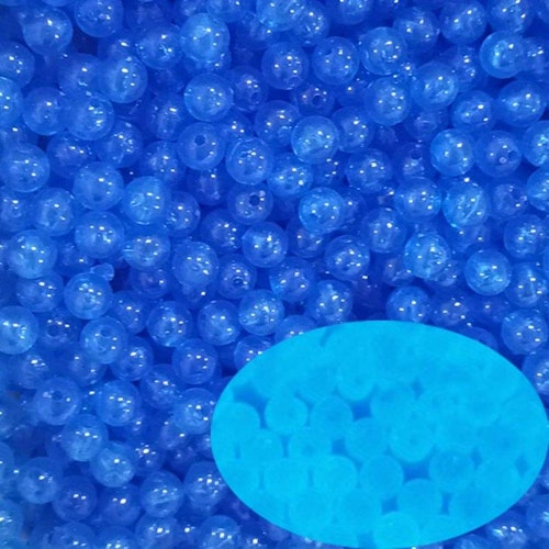 Glow-in-the-dark, blå, 8mm - 50p