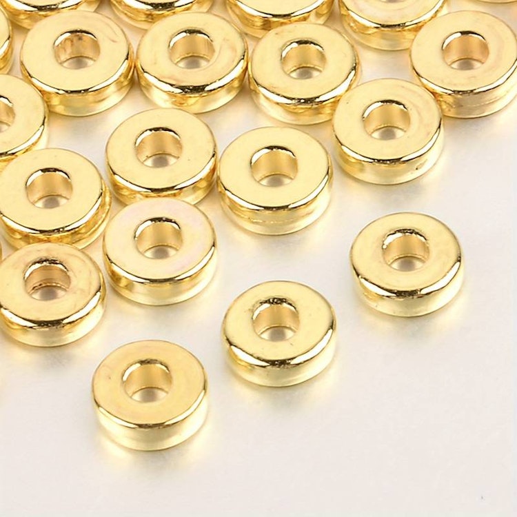 Mellandelspärla, guld, 6mm - 50p