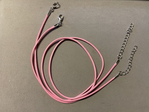 Halslänk komplett med lås i läder - rosa