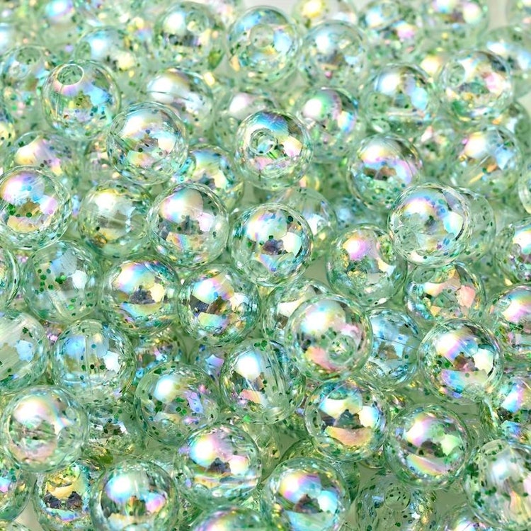 Glitterplätterad akryl, 8mm, grön - 50p