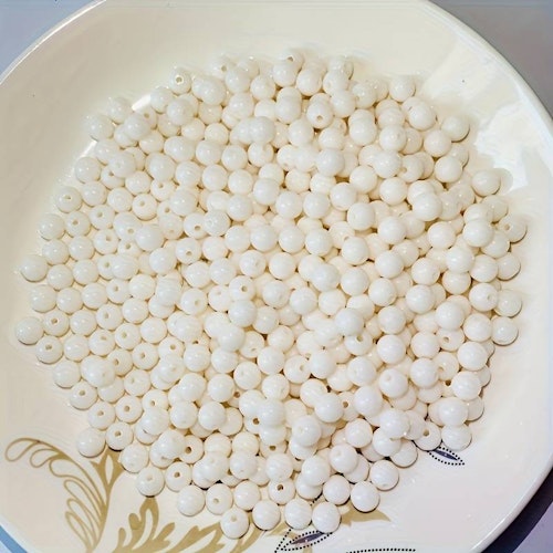 Geléfärgad akryl, 8mm, vit - 50p