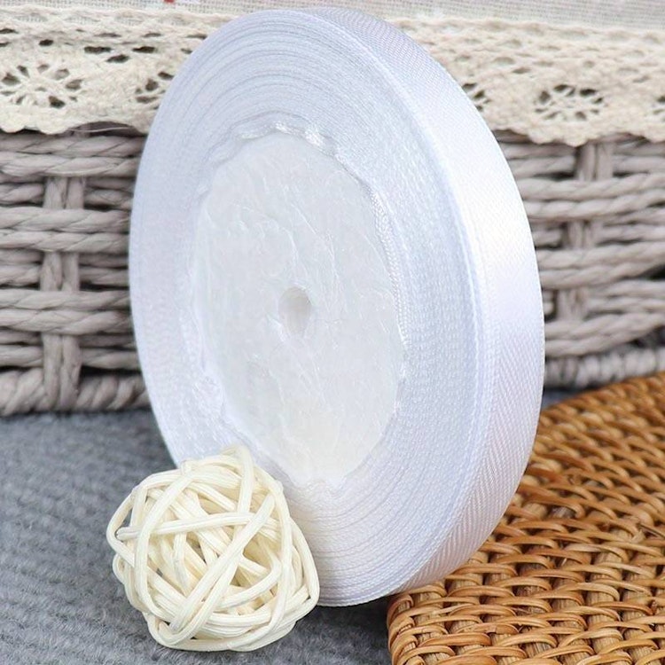 Satinband, vit - 10mm x 22m