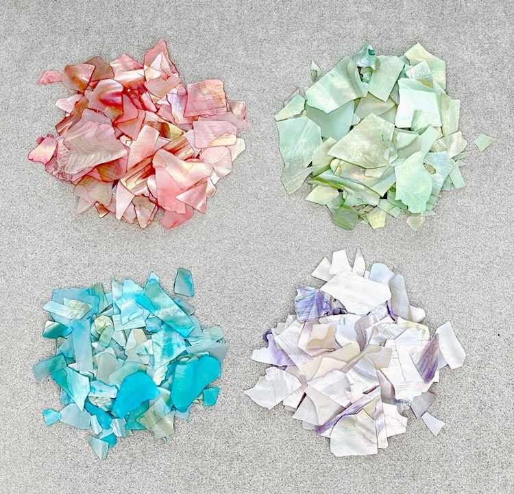 Färgade skalflagor - 4pack