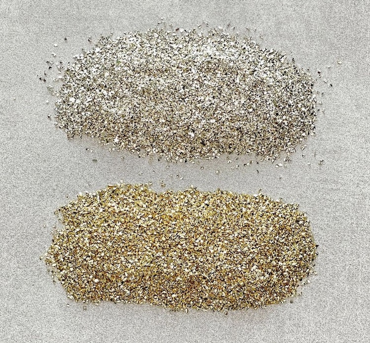 Krossad glas i guld/silver
