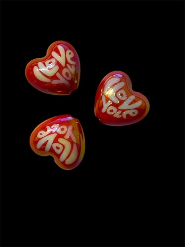I love you, 20mm, röd med vit text