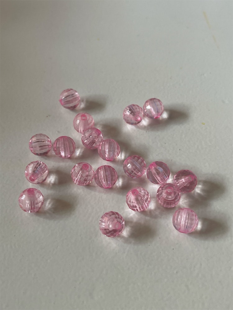Transparent multi-facetterad, rosa, 8mm - 50 st