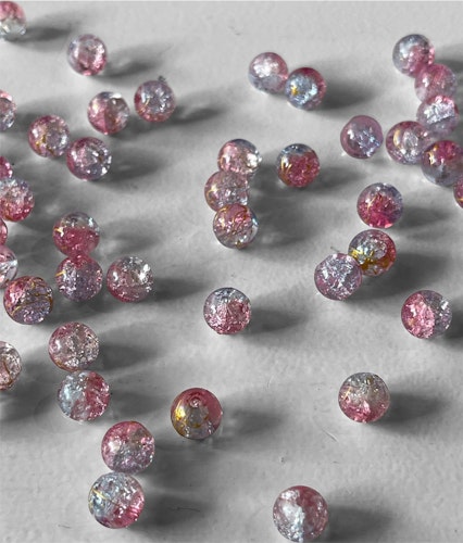 Krackelerad glaspärla med guldtråd, rosa/blå, 8mm - 50st