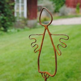 Trädgårdsängel