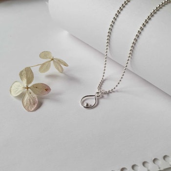 Silverhalsband Ärtan