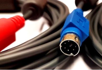 Logitech Mini-DIN Cable 993-001137 (Kun kabel med Rød plugg)