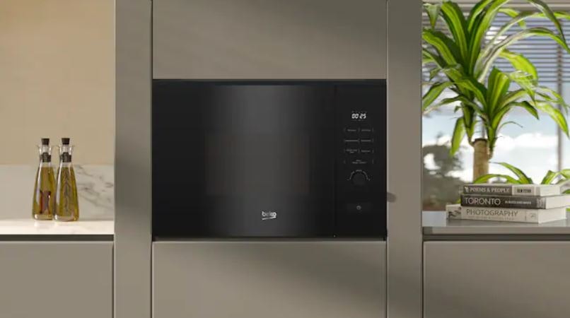 Beko BMGB 20212 B 800W, 20L, Innebygd mikrobølgeovn (sort)