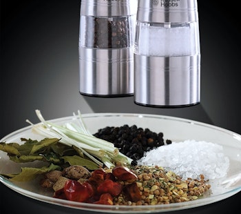 Salt og pepper kvern Russel Hobbs batteridrevet