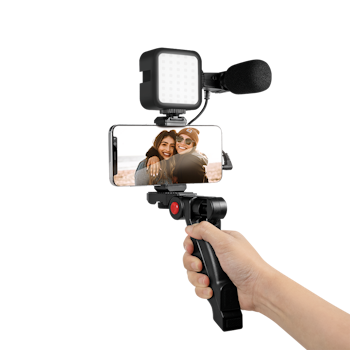 Universalt vlogger kit med LED lys, mikrofon og tripod for 5-7" smarttelefoner