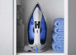 Strykejern Russell Hobbs "Easy to store" 2400 Watt