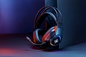 Deltaco Gaming Headset | Kablet | RGB | Sort | DH220