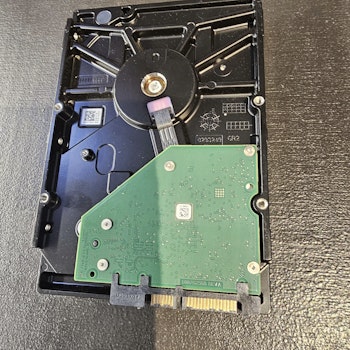 SEAGATE 2TB SATA 3.5" HDD ST2000DM006