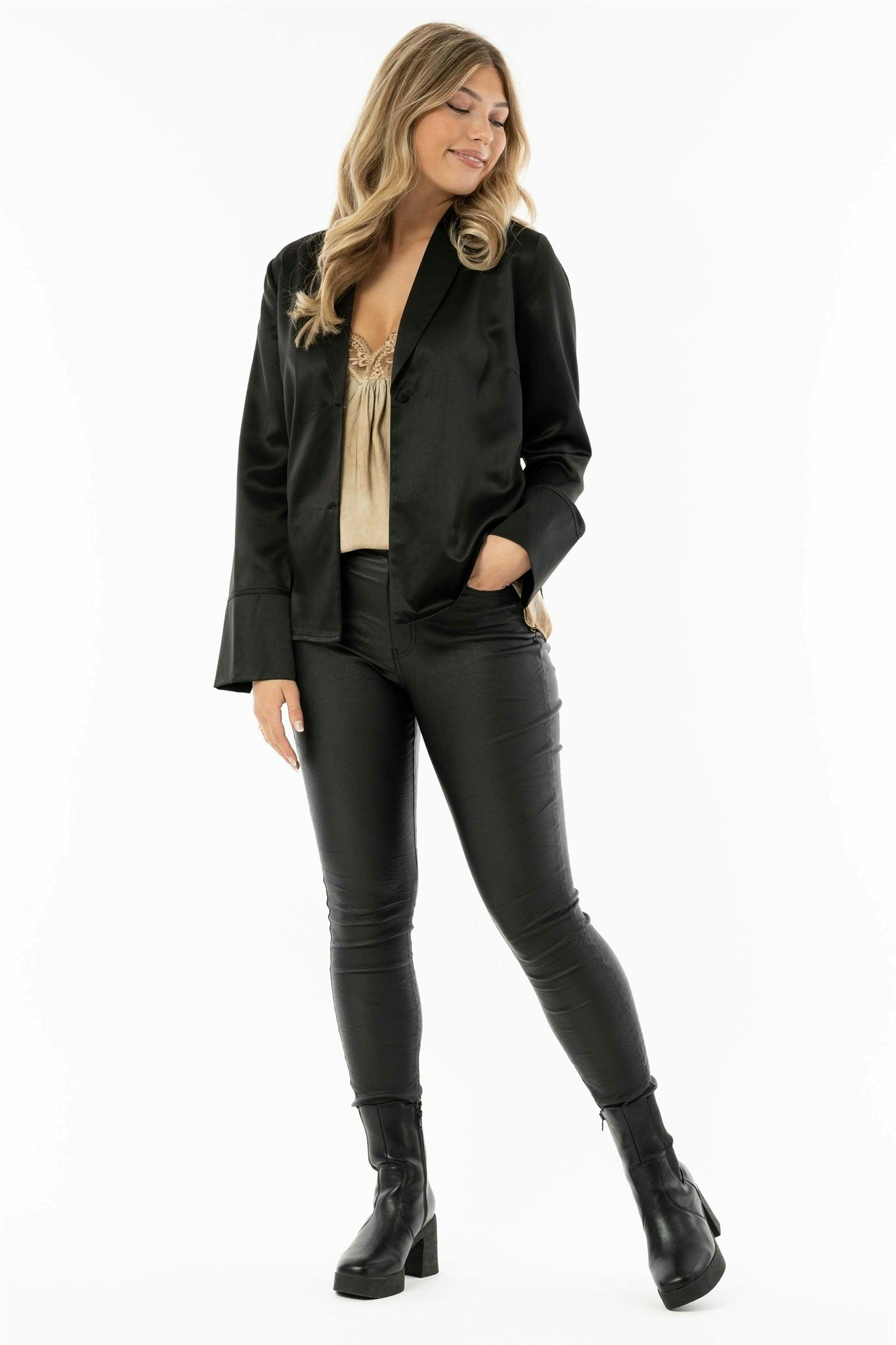 EMELY SHIRT JACKET BLACK