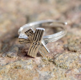 Ledkryss ring