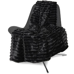 Stripy pläd svart