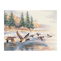 Broderikit Tavla Flying ducks - Flygande Fåglar
