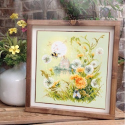 Broderikit Tavla Meadow Stories-2. Bumblebee. Humla.