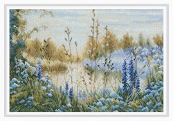 Broderikit Tavla lila dimma på morgonfältet