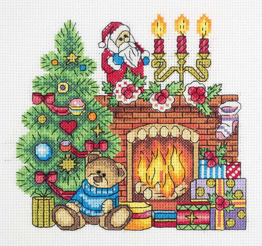 Broderikit Tavla Tomte Nalle och kamin