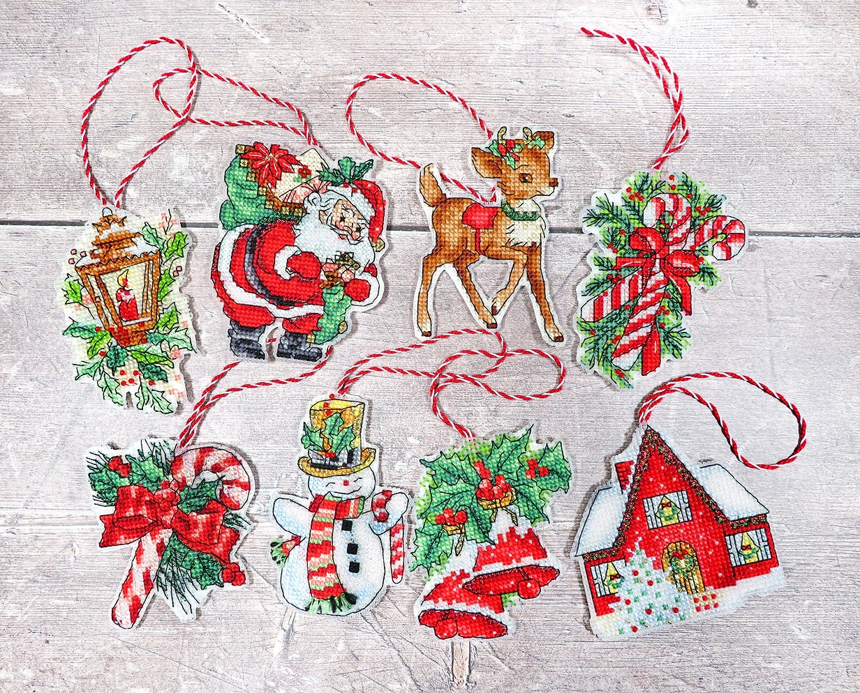 Plastic canvas Christmas Toys Kit