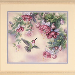 Broderikit Tavla Hummingbird & Fuchsias Kolibri Stamped Cross Stitch Kit