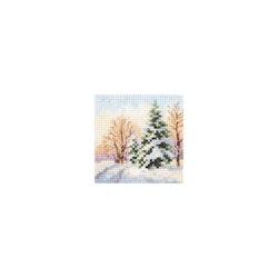 Broderikit Tavla Vintern kom. Gran under snön