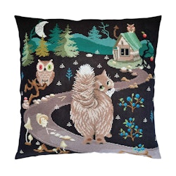 Broderikit Kudde Be my guest, cat - En katt som väljer sin egen väg