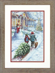Broderikit Tavla Christmas Tradition - Barn och en julgran på en släde
