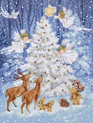 Broderikit Tavla Angel in wood - Änglar och djur i vinter skog