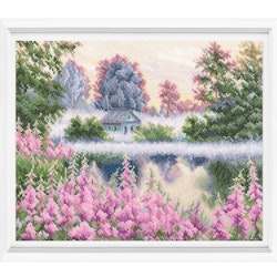 Broderikit Tavla Pink fog - Stuga i morgons rosa dimma